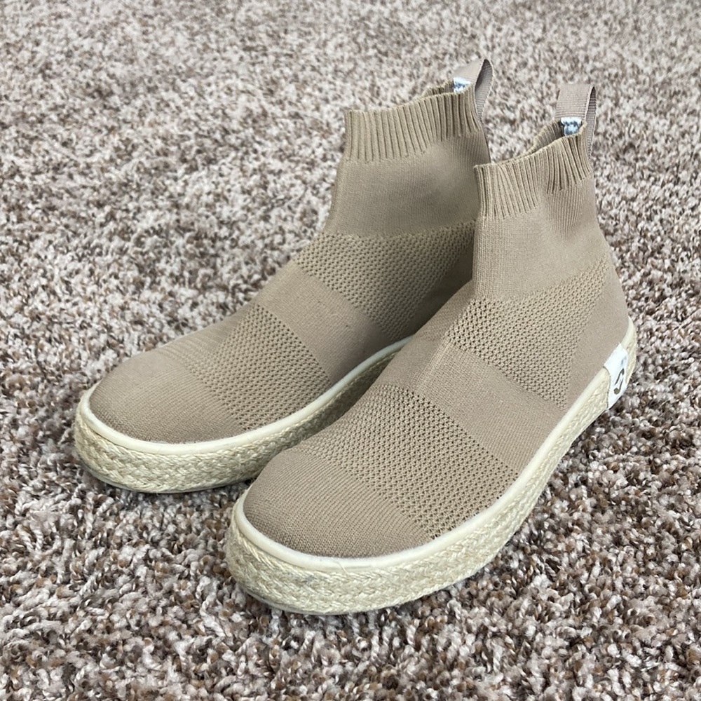 Nalho Taj yoga mat Espadrille Woman’s Sneaker with box size 7 - Picture 2 of 10